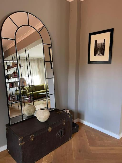 Stunning 1Bd Flat With 50M2 Terrace In The City Center Bucharest Luaran gambar